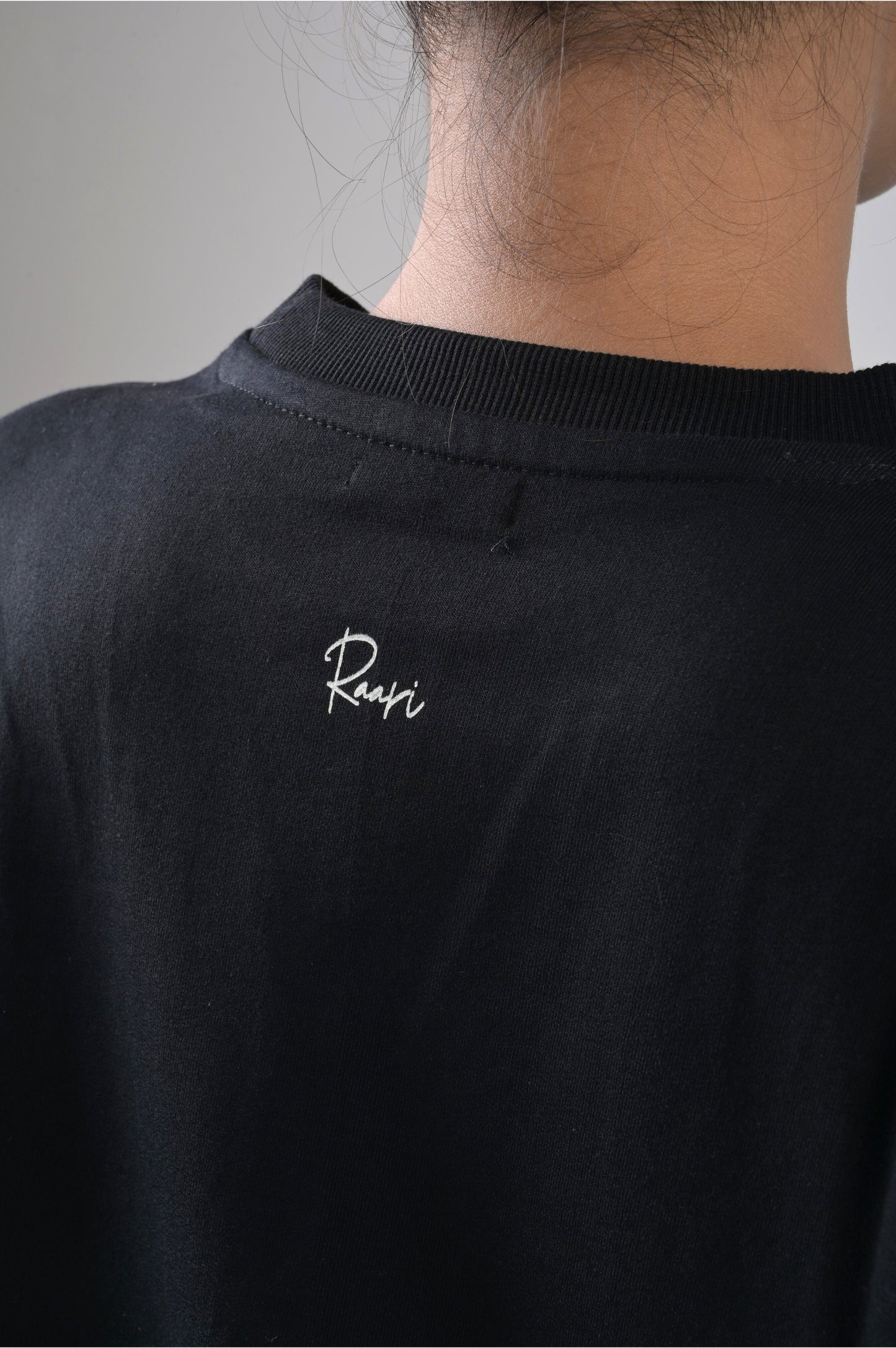 Raari Black Tee - Unisex Cotton Minimalist T-Shirt