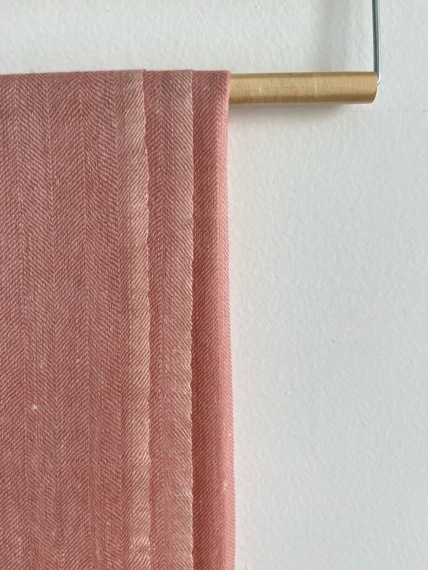 Herringbone Cashmere Stole in Pink