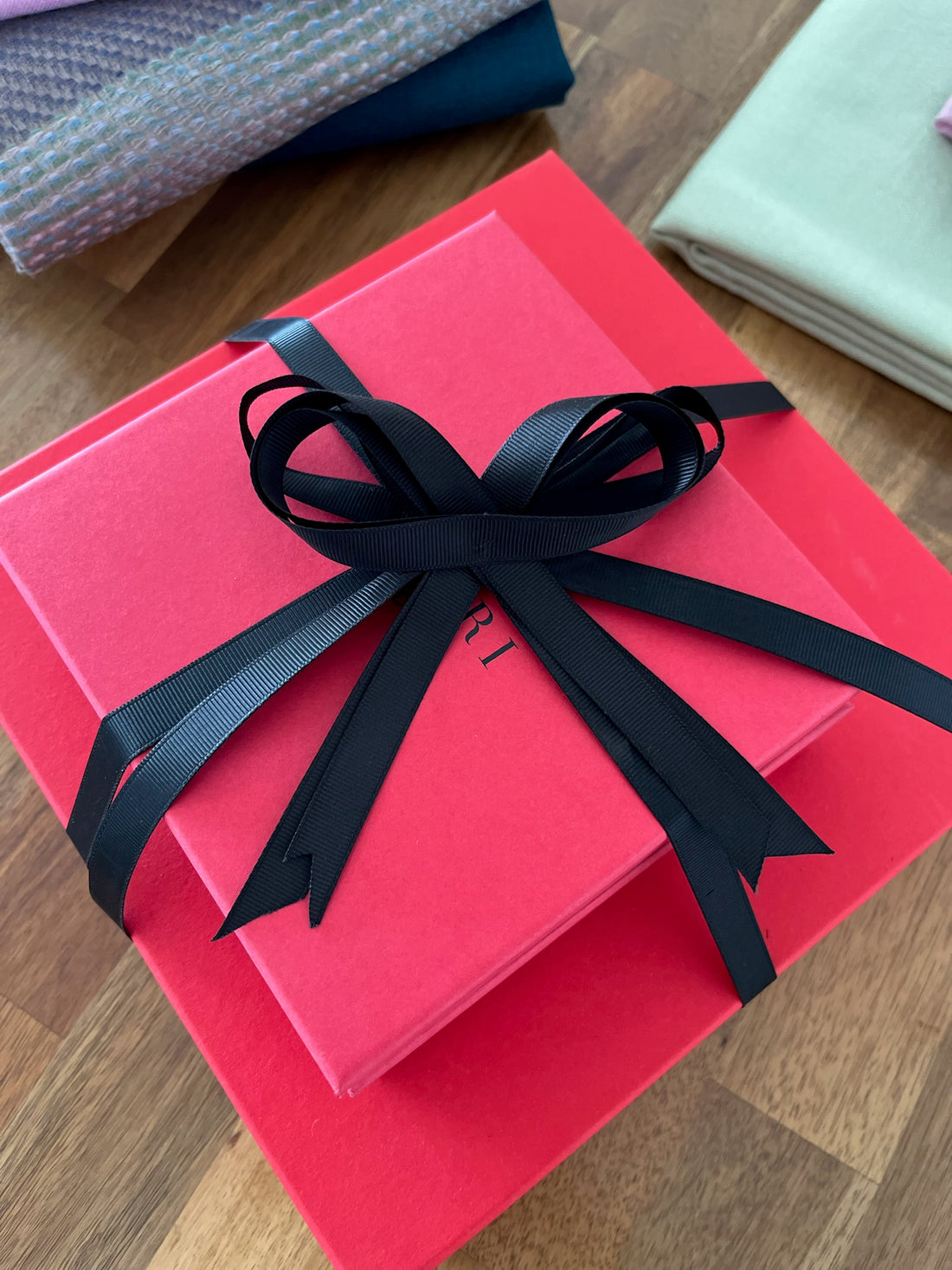 rakhi gift ideas, rakhi gifts, rakshabandhan, gifts for sister, gift ideas for sister, gifts for her, raari india