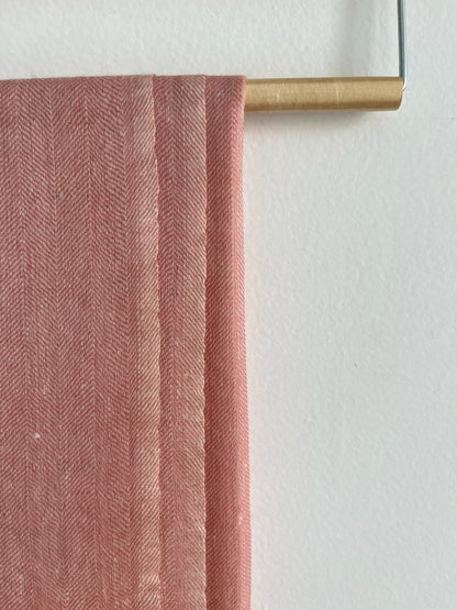 Herringbone Cashmere Stole in Pink