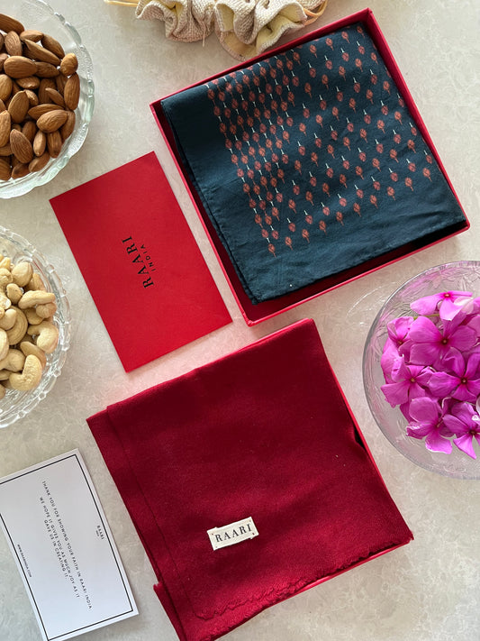 Seasons gift set - Set of two Pocket Square